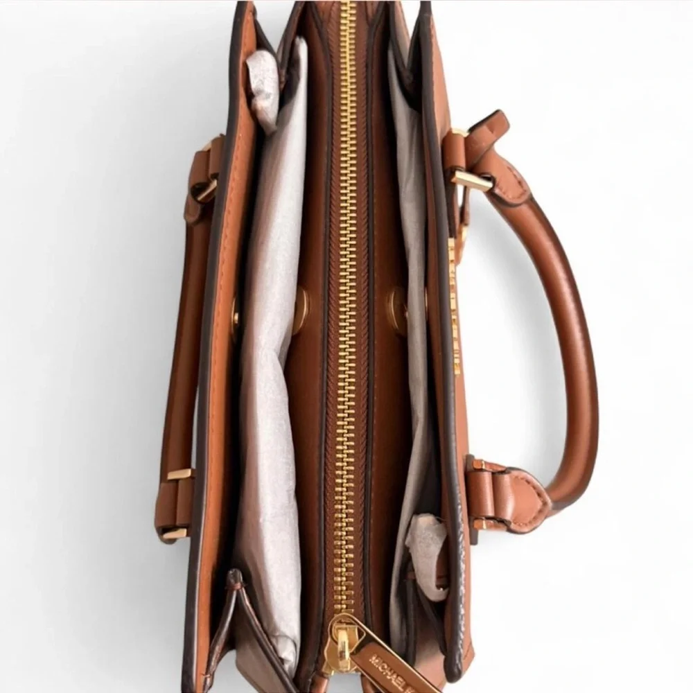 Michael Kors stunning michael
